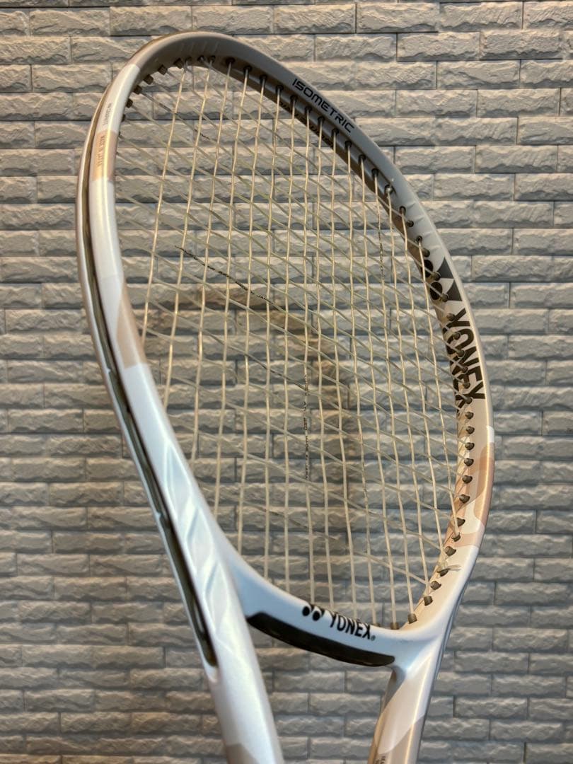 bellYONEX VCORE 98 サンドベージュ　テニスラケット