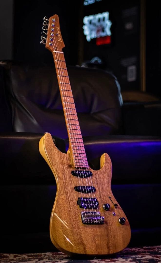 サイン入り Ibanez AZ TQM1 Prestige エレキギター