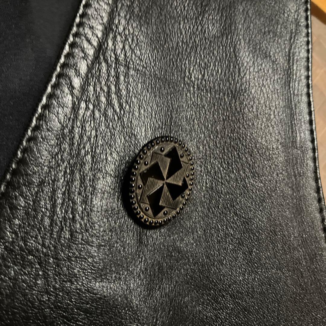 トップス 90s vintage leather vest & 70s badge