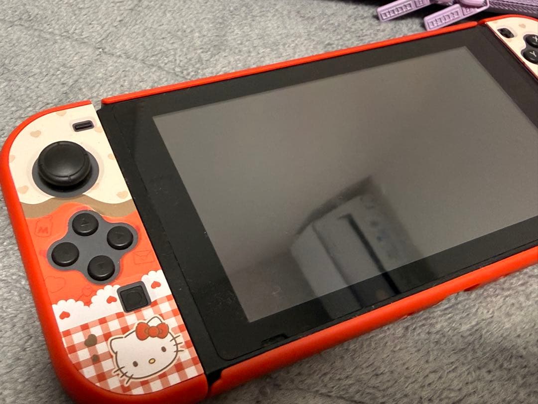 ハローキティデザインカバー Nintendo Switch 本体