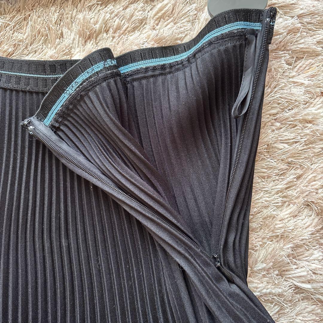 美品♡PRADA ブラック プリーツスカート 36プラダ