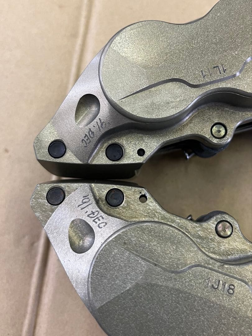 bremboレーシングキャリパーCNC40mmピッチ　送料込み　削り出し