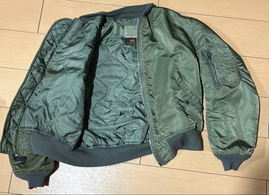 ALPHA MA-1 80s 黒タグ　USA製