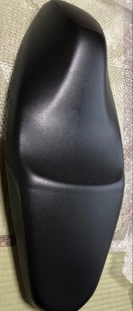 送料込 ホンダ HONDA PCX JF56 シート