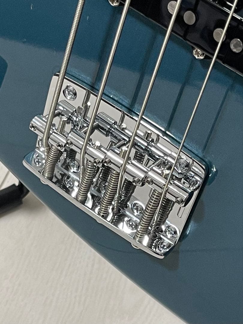 ベース Fender Japan \"FUJIGEN\" JB62 MOD