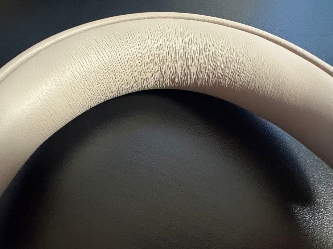 Bowers & Wilkins Px8 S2 ウォーム・ストーン