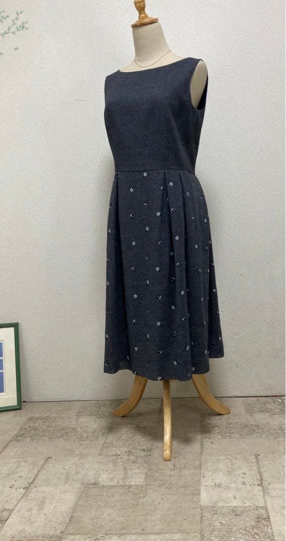 エムズグレイシー　M's GRACY 花刺繍ワンピース 40 グレー　謝恩会