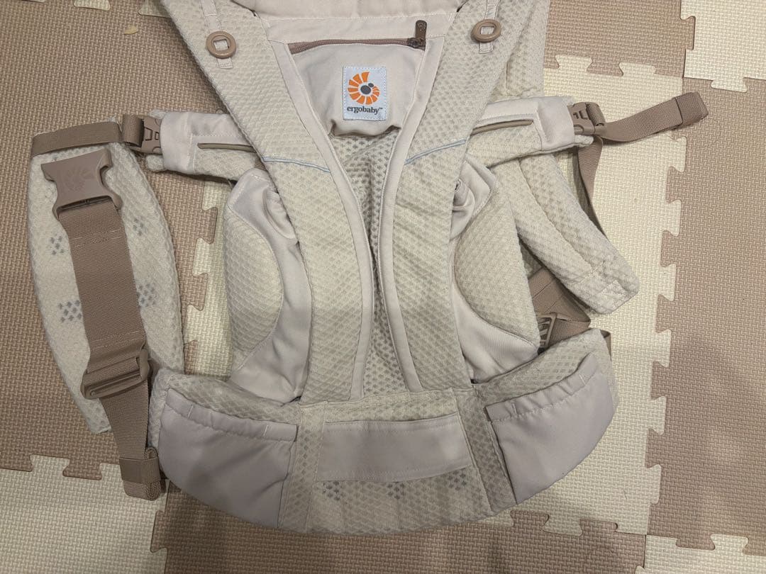 週末限定【美品】ergo baby 2025年購入　24時間以内発送　抱っこ紐