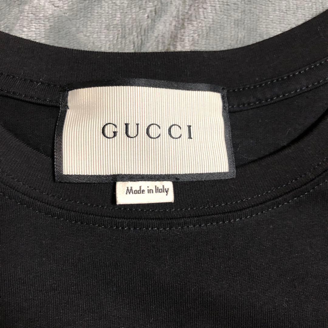 GUCCI 猫刺繍 ブラックTシャツ