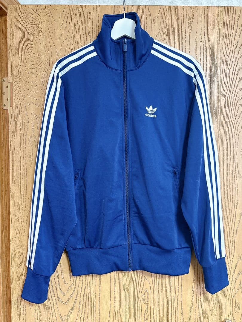 アディダスadidas　レディース　ジャージ上下　セットアップ　ネイビー青パンツ