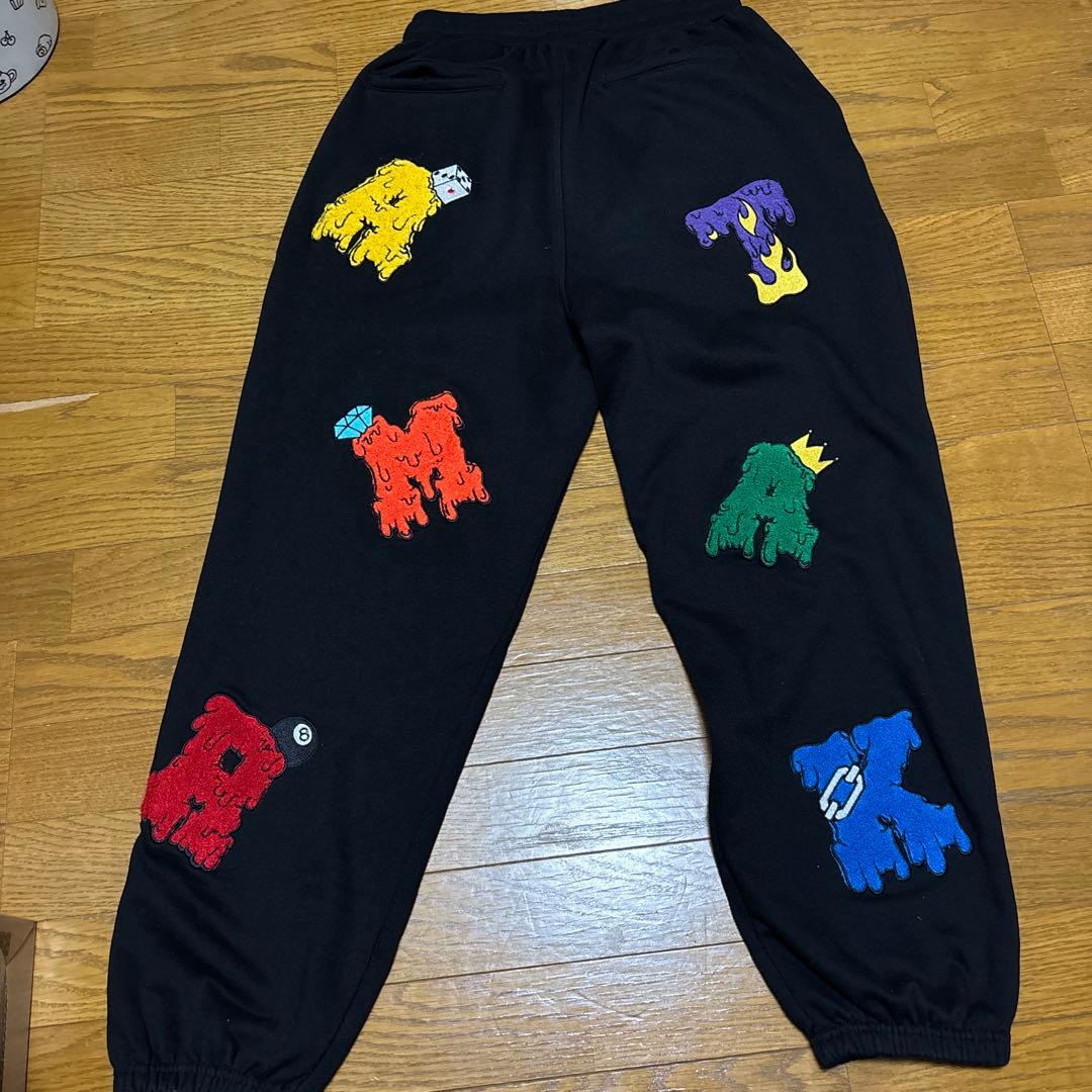 ATMARK ブラック パーカーとパンツ セットアップ