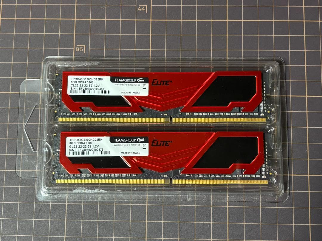 Team DDR4 3200Mhz PC4-25600 8GBx2枚