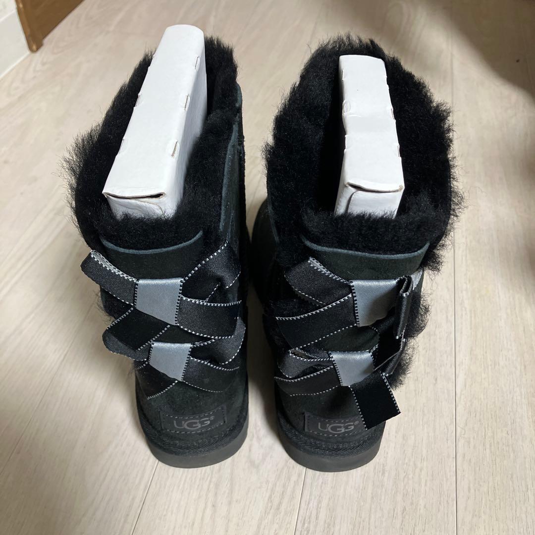 ぴ*よ様 週末値下げ！売り切り！新品・未使用UGGムートンブーツ ブラック24c