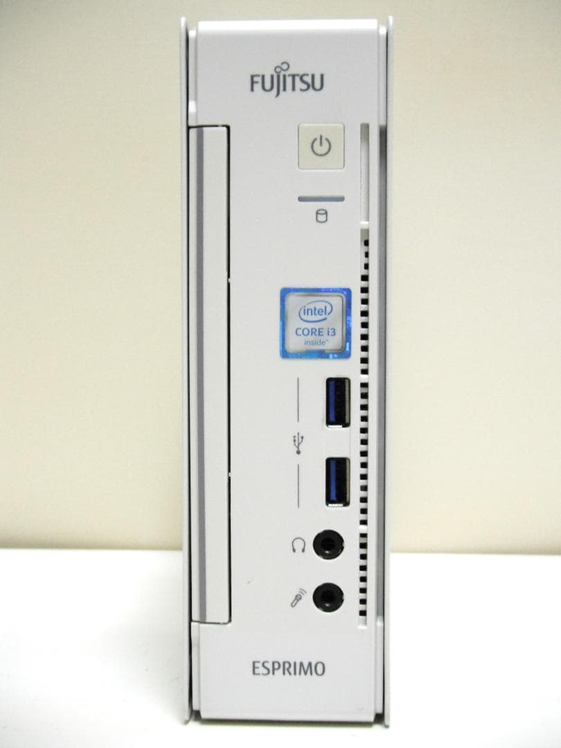 Fujitsu ウルトラスモールPC「ESPRIMO Q556/P」