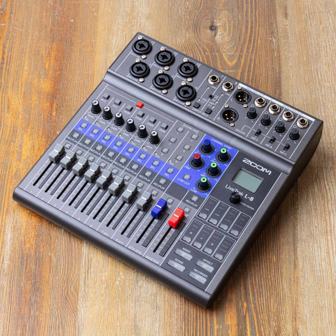 【美品②】ZOOM LiveTrak L-8 8chミキサー/レコーダー