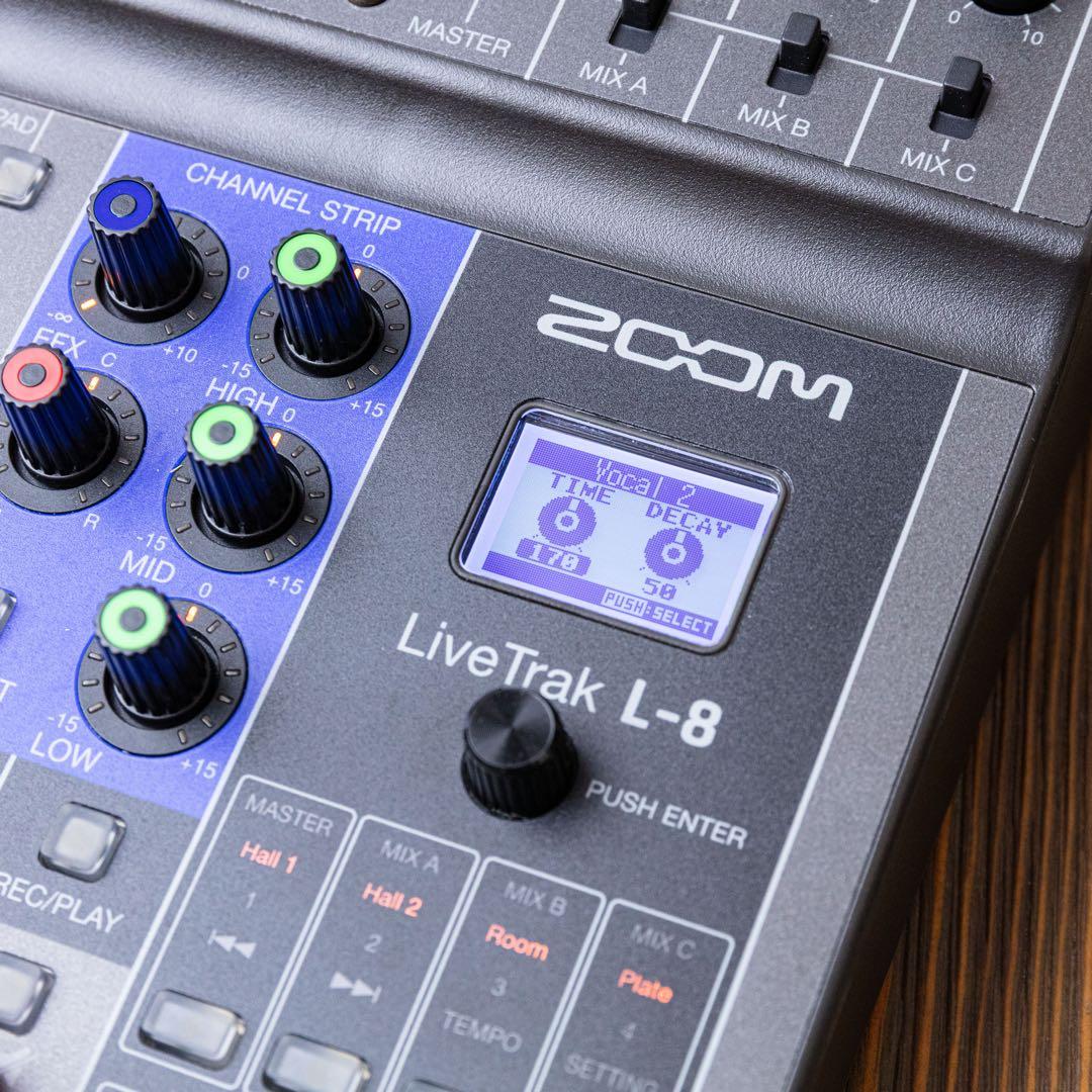 【美品②】ZOOM LiveTrak L-8 8chミキサー/レコーダー