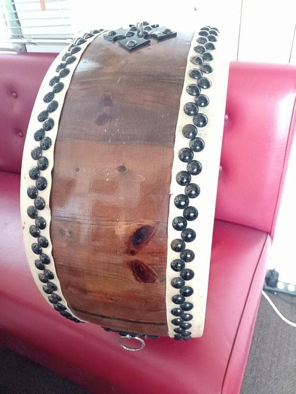和太鼓(直径約50cm)