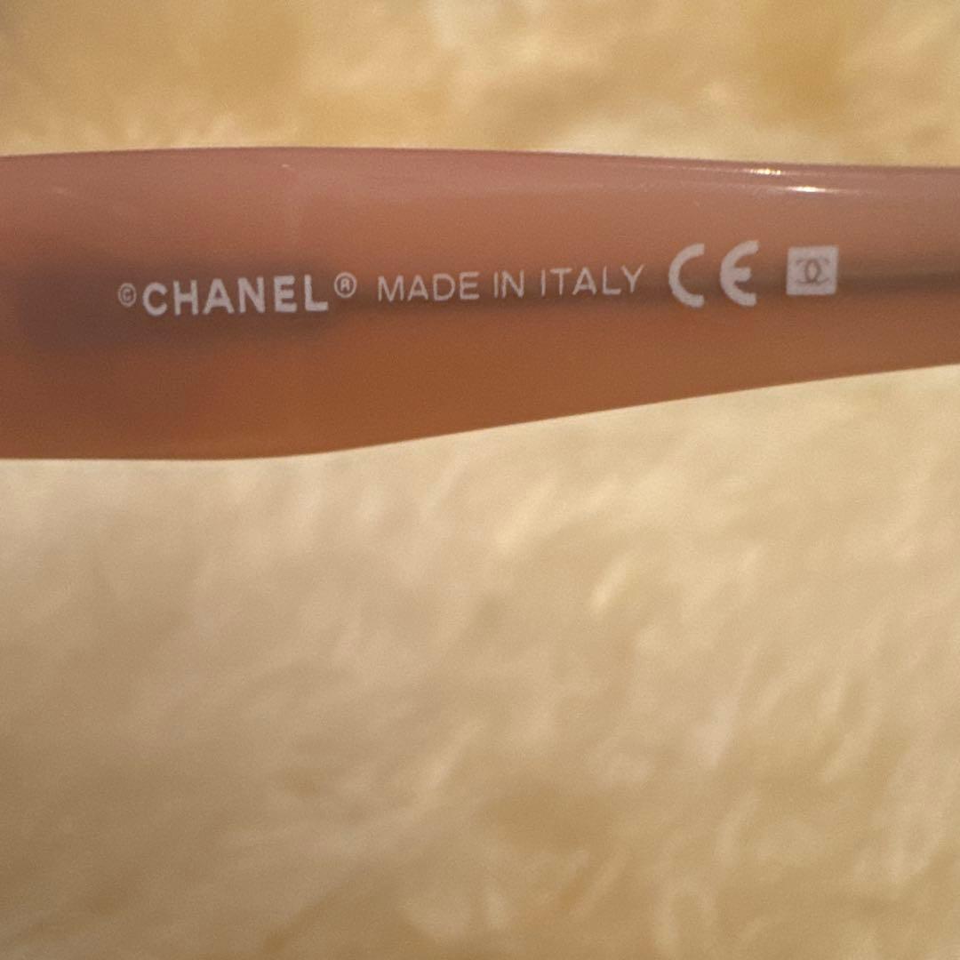 Chanel ピンク サングラス ケース付き