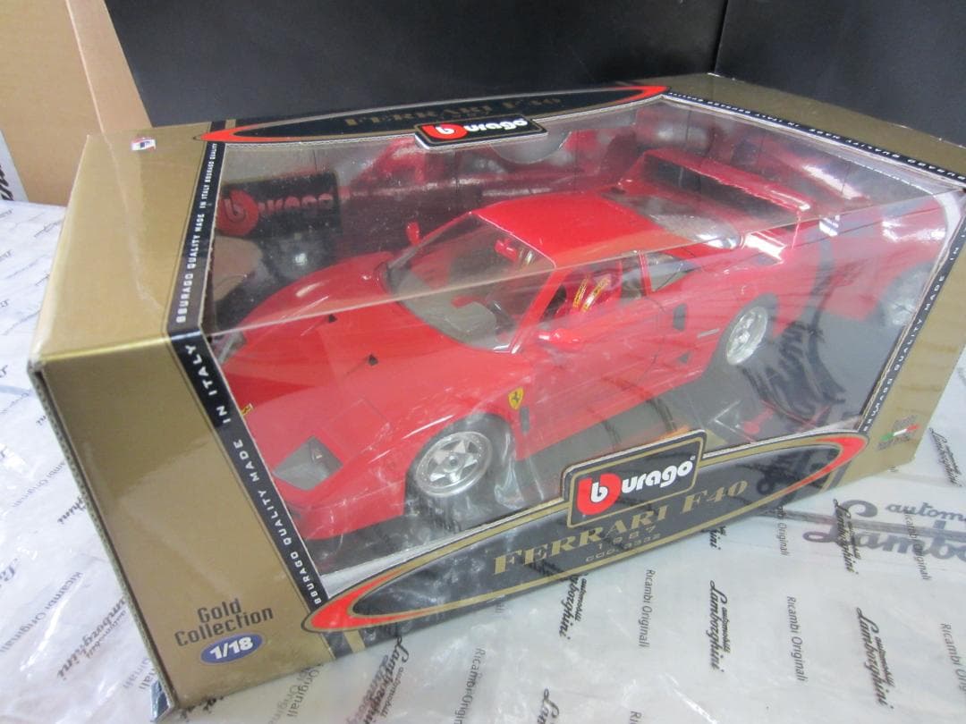 t*a様 フェラ－リ・Ｆ４０・1/18 Ferrari F40