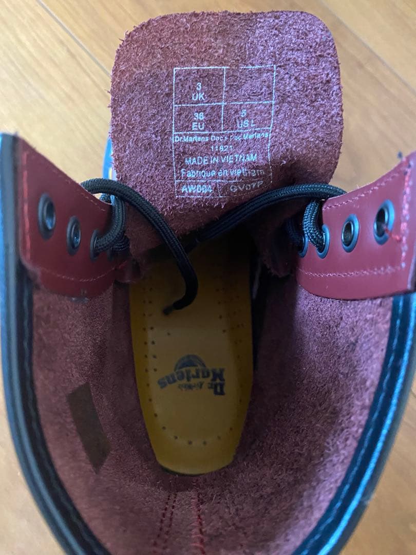 再値下げしました！【美品】Dr. Martens 22cm UK3