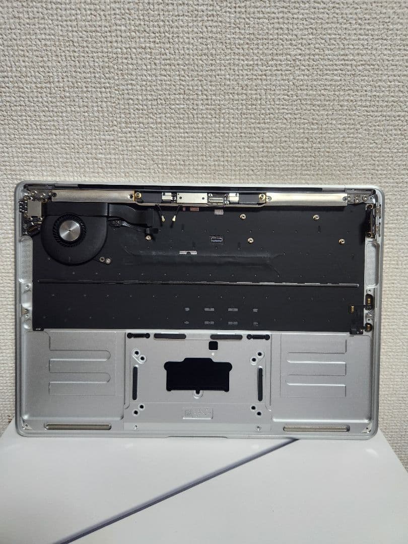 Macbook Air 2019 A1932 パーツ　ジャンク