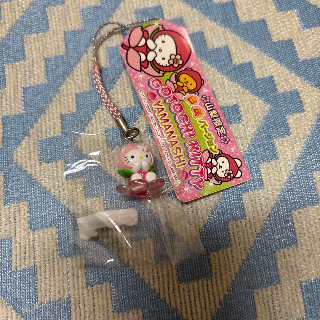 【新品未使用】ハローキティ根付ストラップ11点セット　ご当地キティ