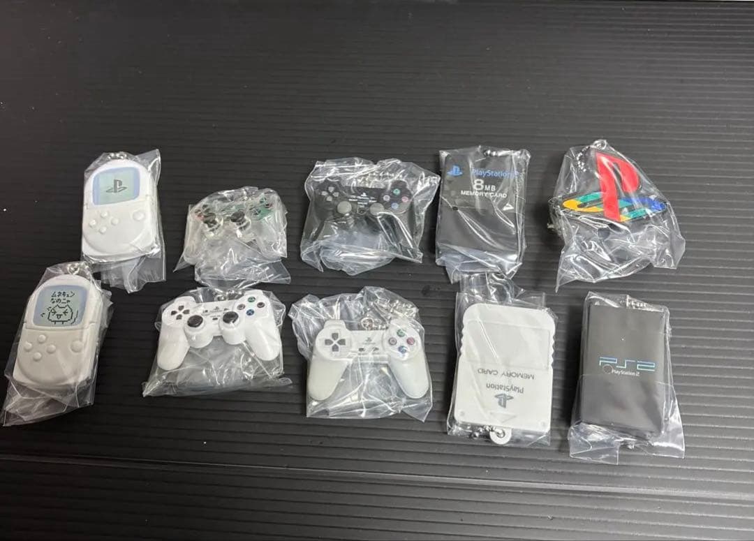 PlayStation ™ / ミニチュアチャーム　11種コンプセット