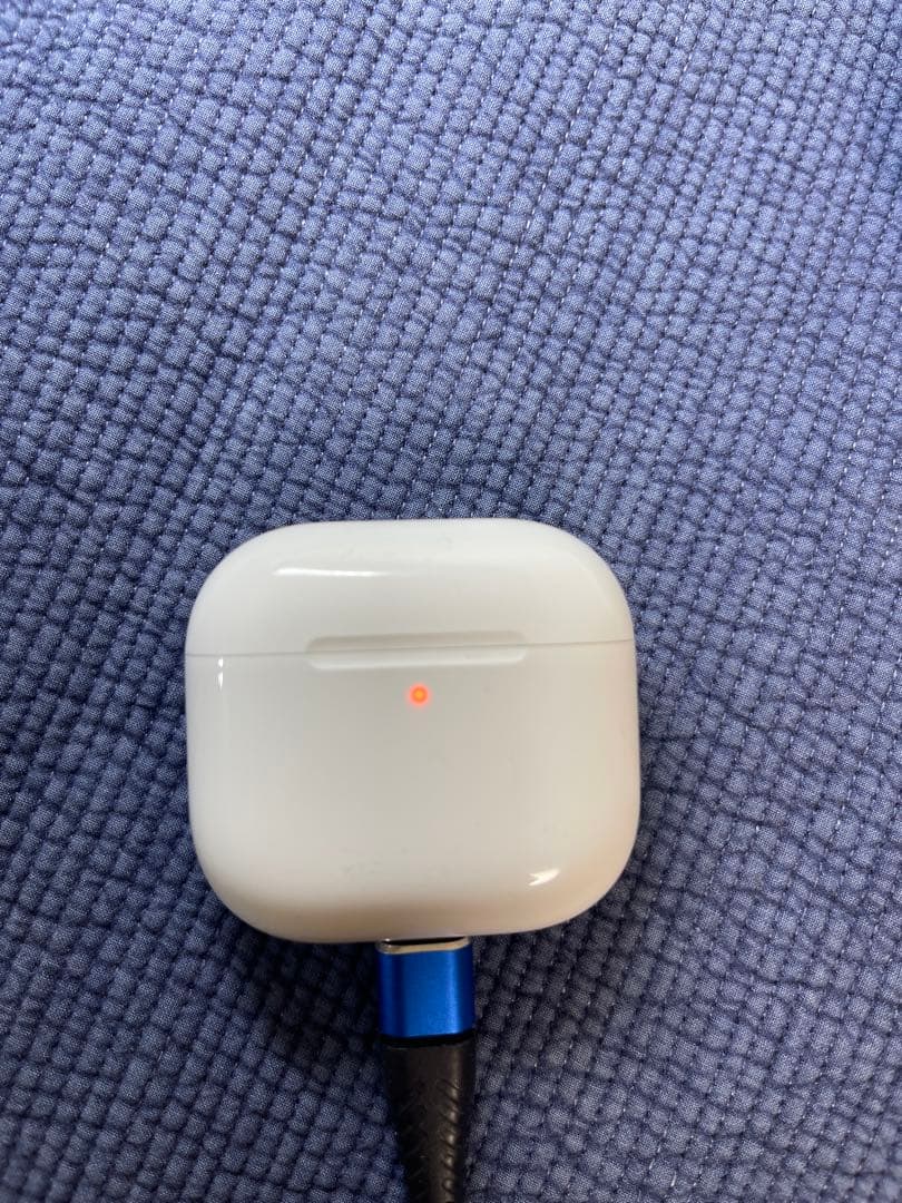 m39 　airpods4 ノイズキャンセル非搭載　AppleCare付き