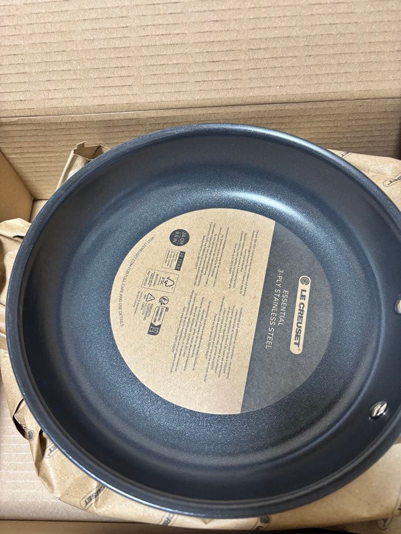 新品未使用　ルクルーゼ　3-ply ステンレス フライパン 24cm