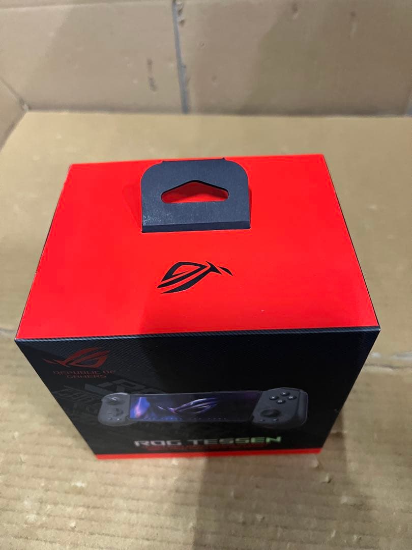 ひ*り様 ASUS モバイルゲーム用コントローラー ROG Tessen