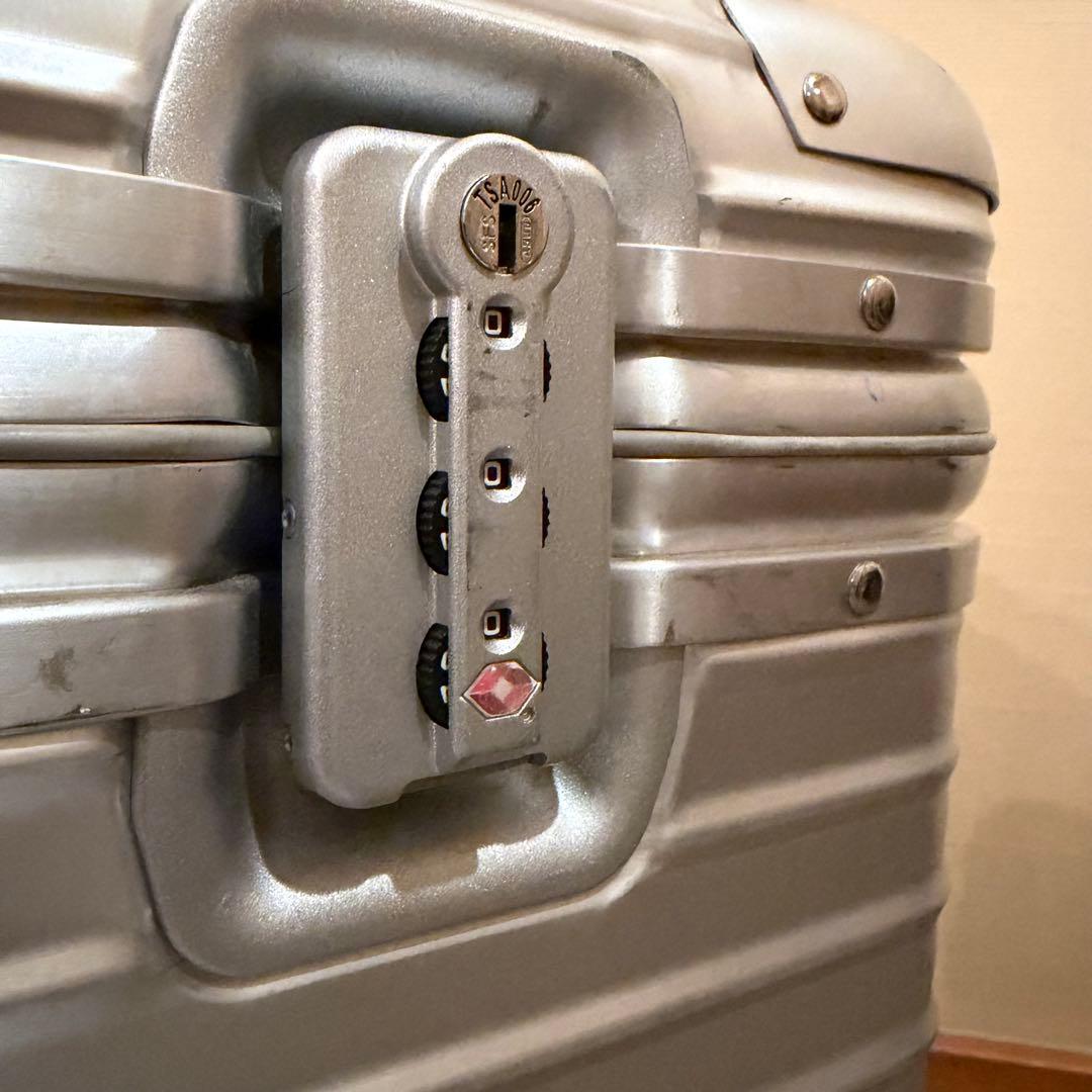 RIMOWA PILOT 2輪 キャリーケー ス