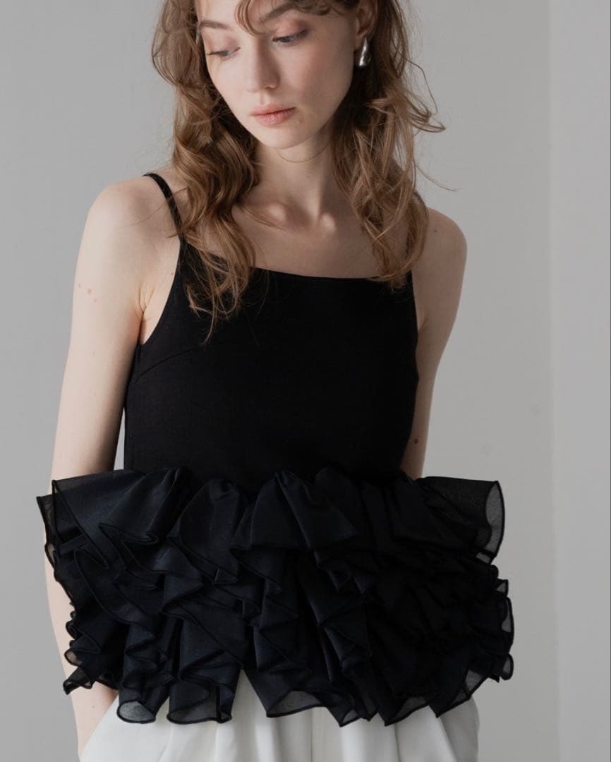 【美品】maison de Dolce. ブロッサムキャミソール　ブラック
