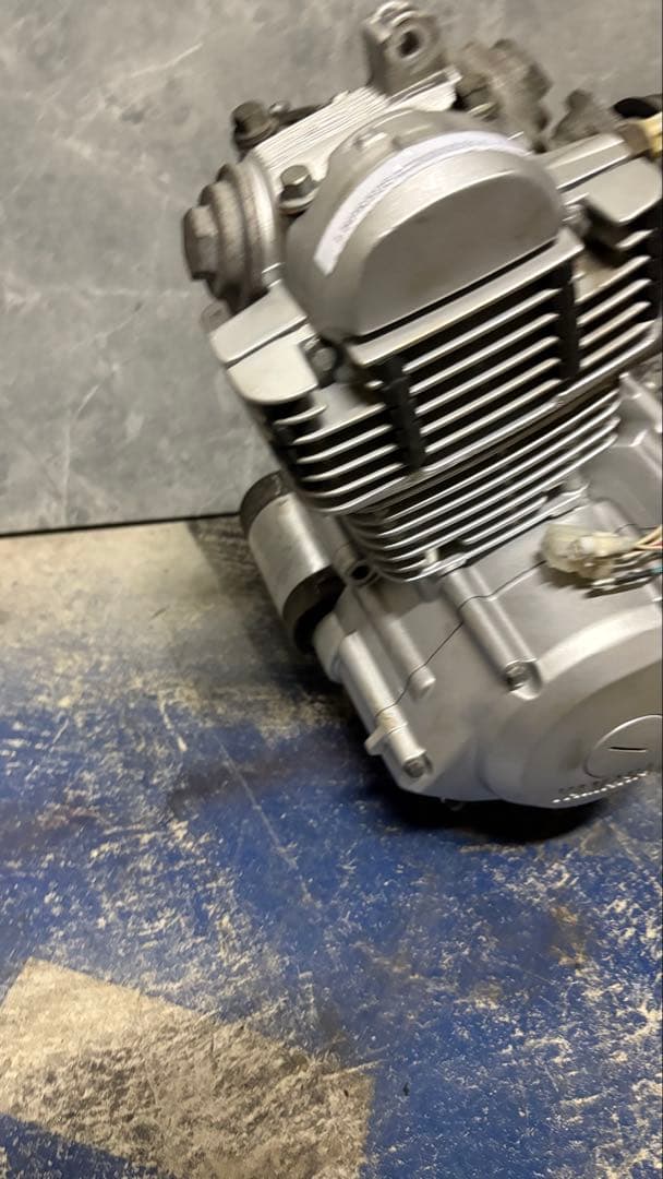 YBR１２５　ヤマハ シングルシリンダーエンジン E399E-X