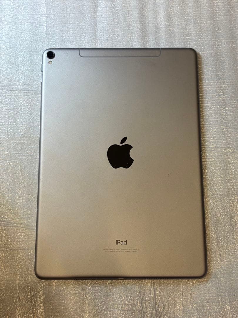 iPad Pro 10.5インチ64GB 2月1日22:00まで10%OFF‼️