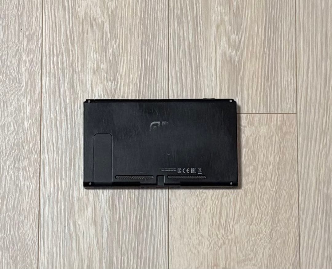 Switch初期型 HAC-001 本体 ジャンク 電源OK ジョイコン接続不可