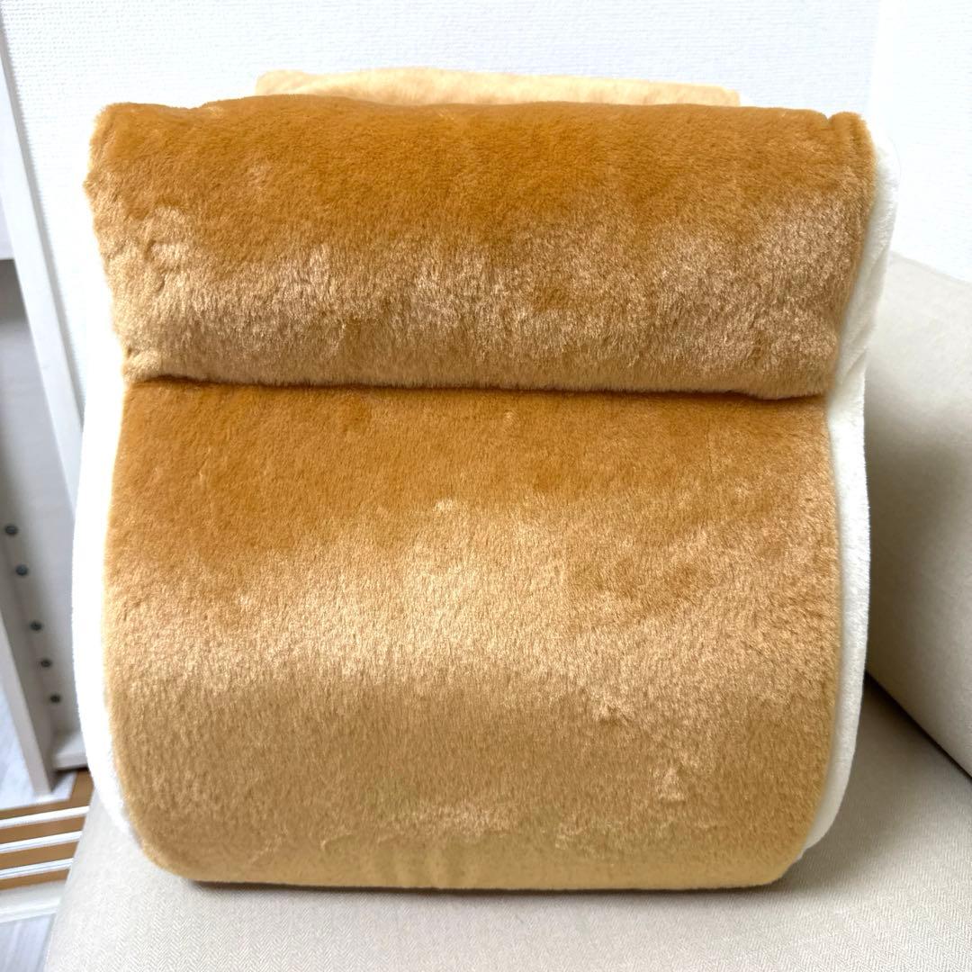 ねこねこ食パンのもふもふハウス　新品同様