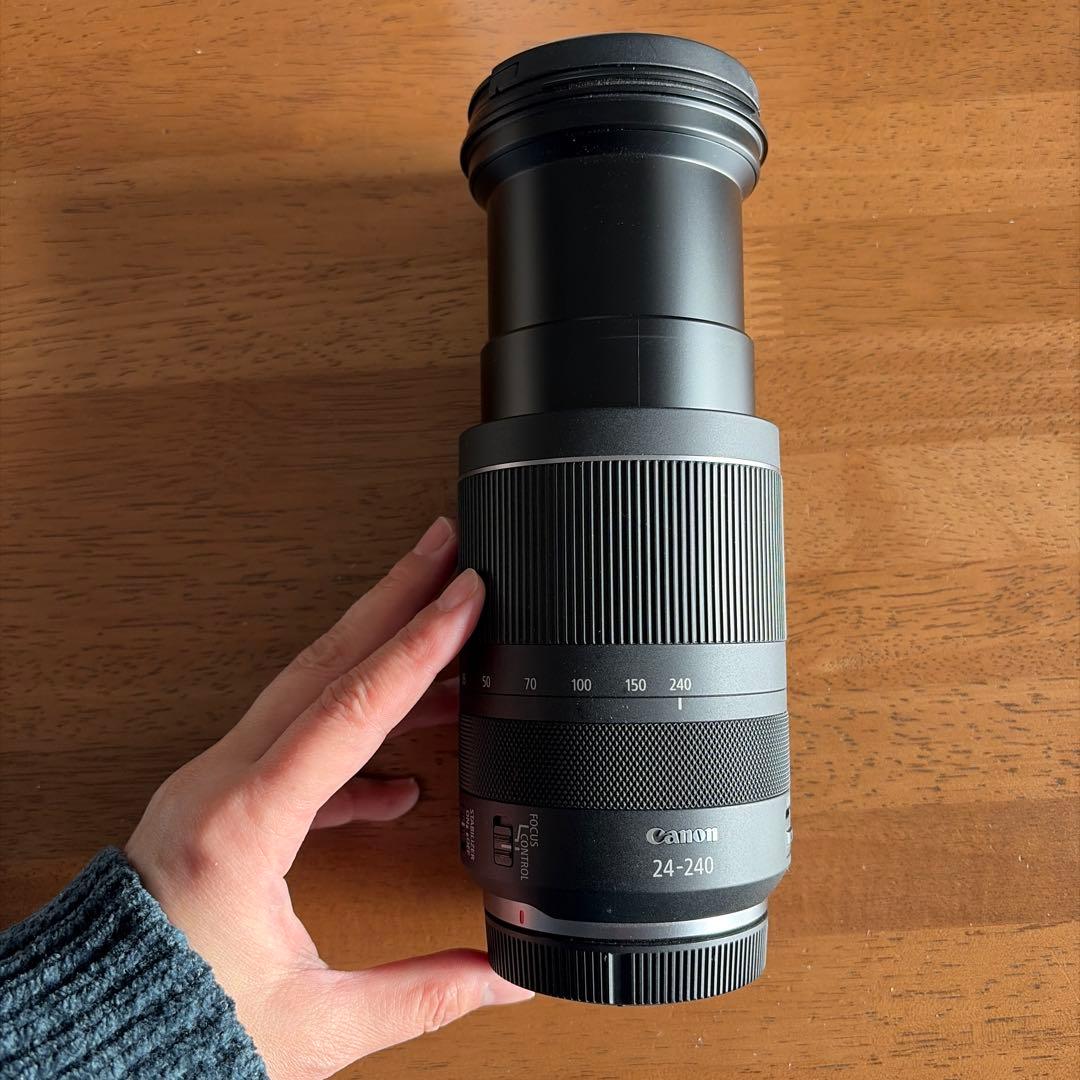 デジタルカメラ RF24-240mm F4-6.3 IS USM