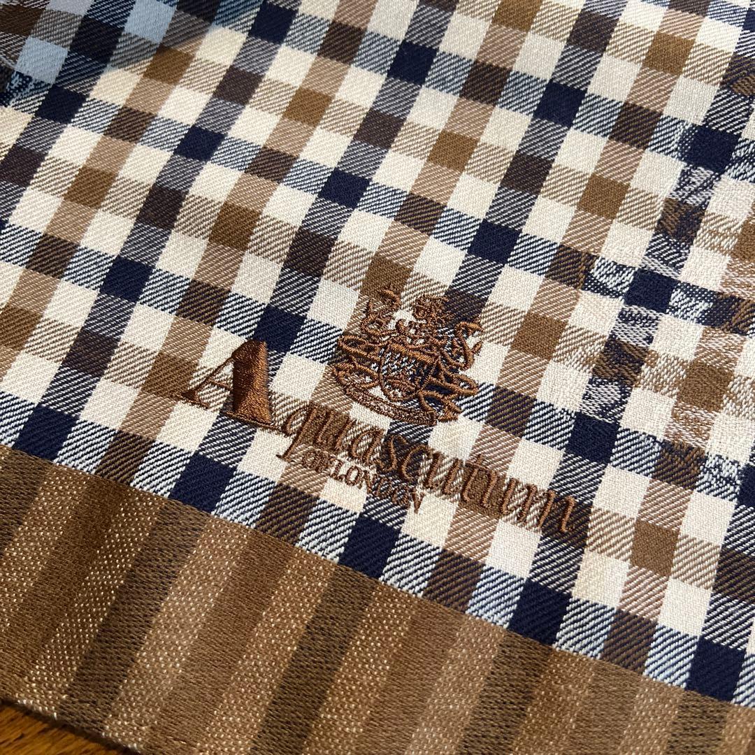 極美品　アクアスキュータム　大判ストール　ウール　Aquascutum