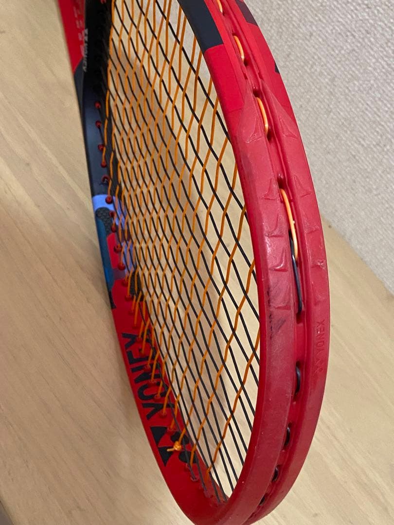 YONEX VCORE 100 テニスラケット　G2