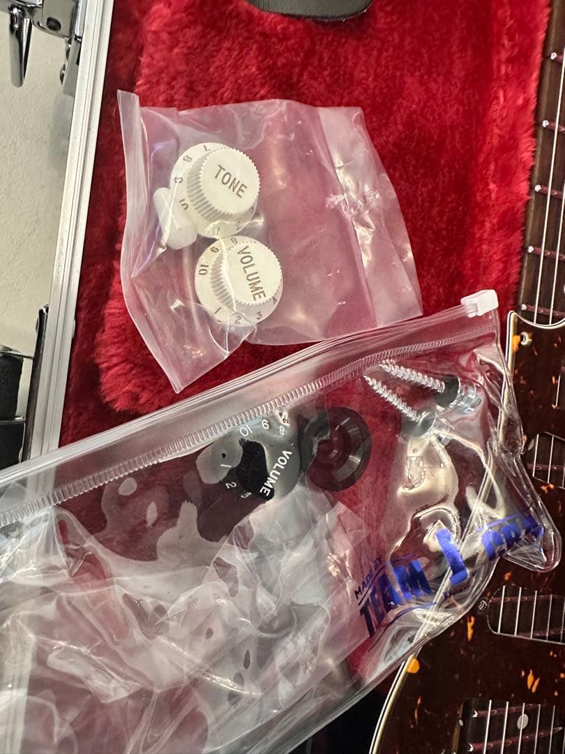 Ibanez AZ2204N-BK Suhr SSV＋搭載