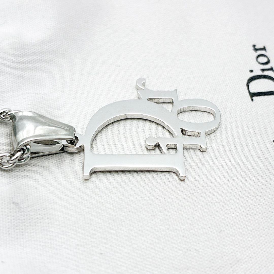 2955-2 極美品✨　Dior　ネックレス　CD ロゴ　希少　シルバー