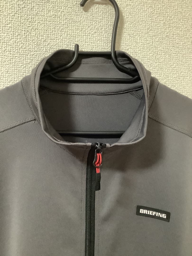 【美品】ブリーフィング ゴルフ 3Dロゴ ベスト L グレー BRIEFING