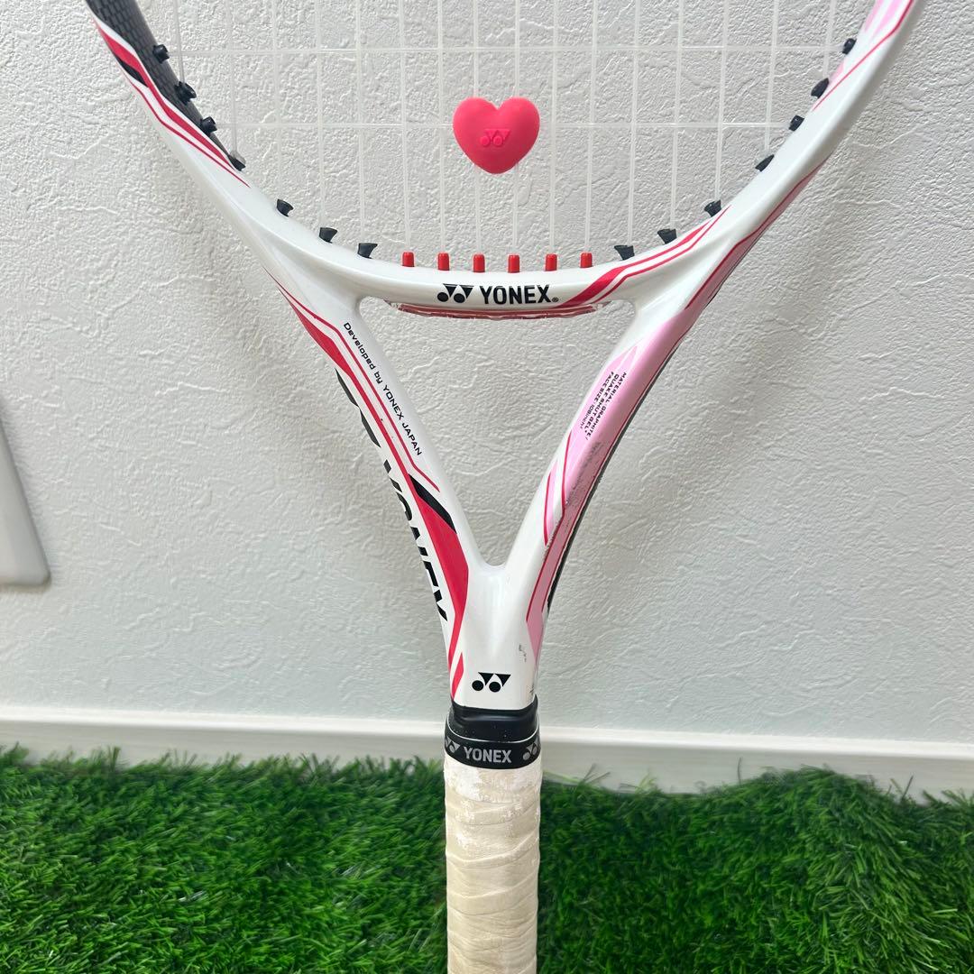 レディース向け　YONEX EZONE DR POWER ホワイト　ピンク