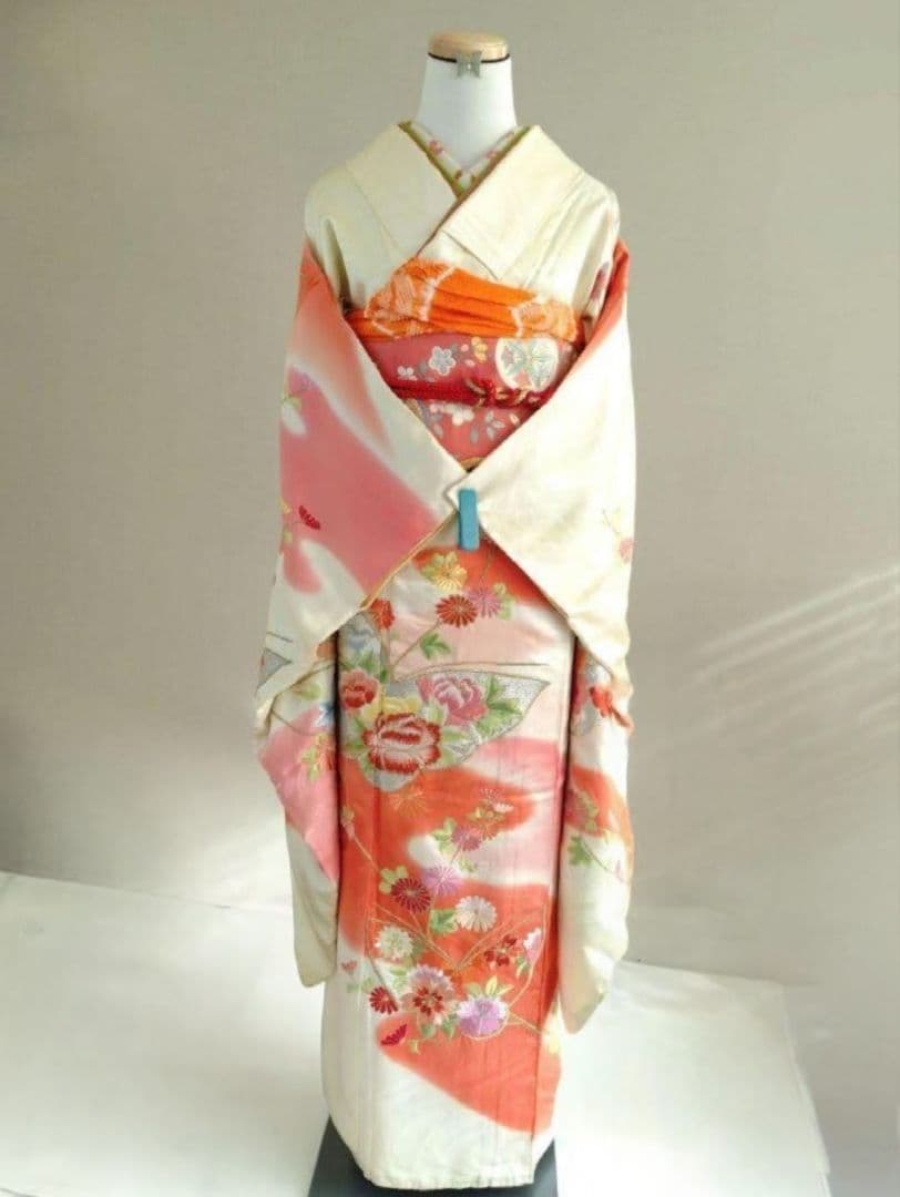 軽微な難あり☆振袖単品　優美に蝶花　正絹　身丈163cm　クリームイエロー