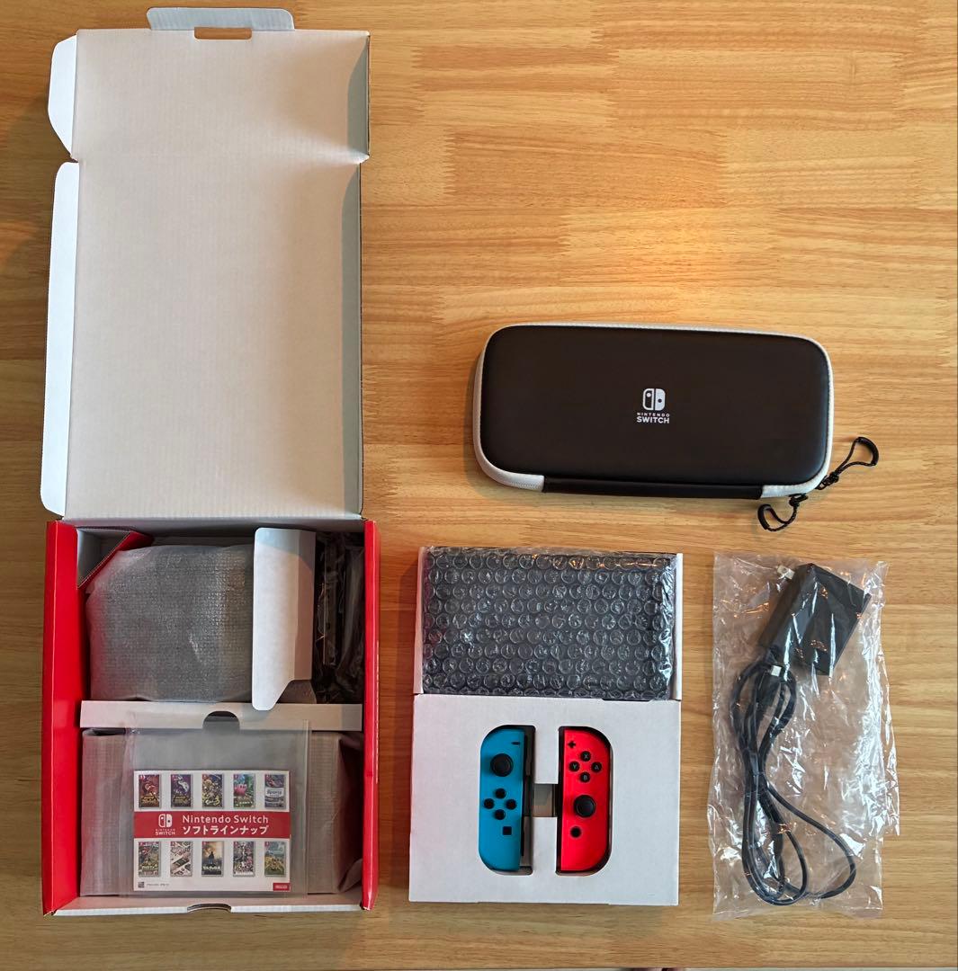 Nintendo Switch 本体(バッテリー強化版)＋ケース