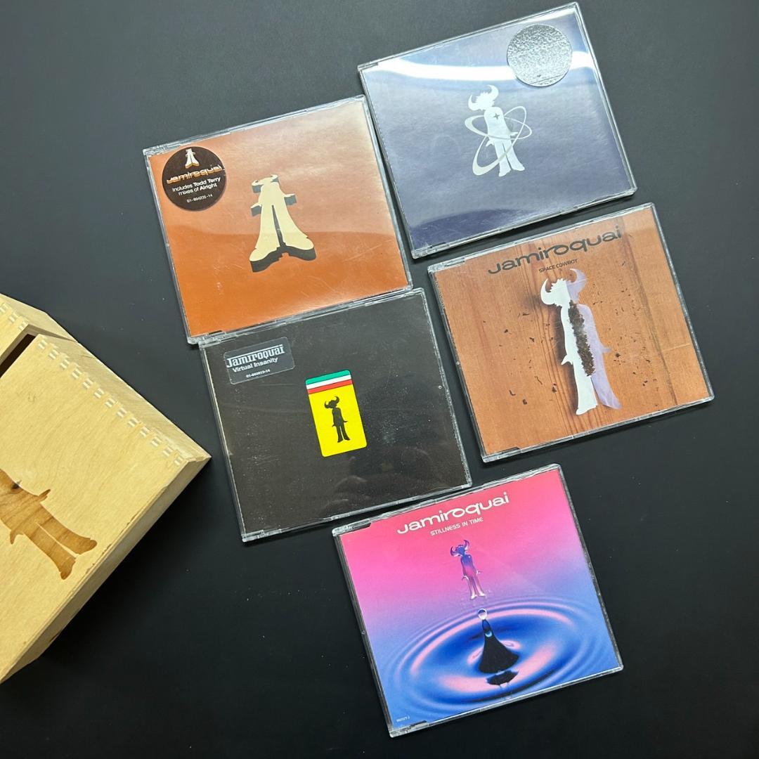 レア Jamiroquai The singles collection 木箱