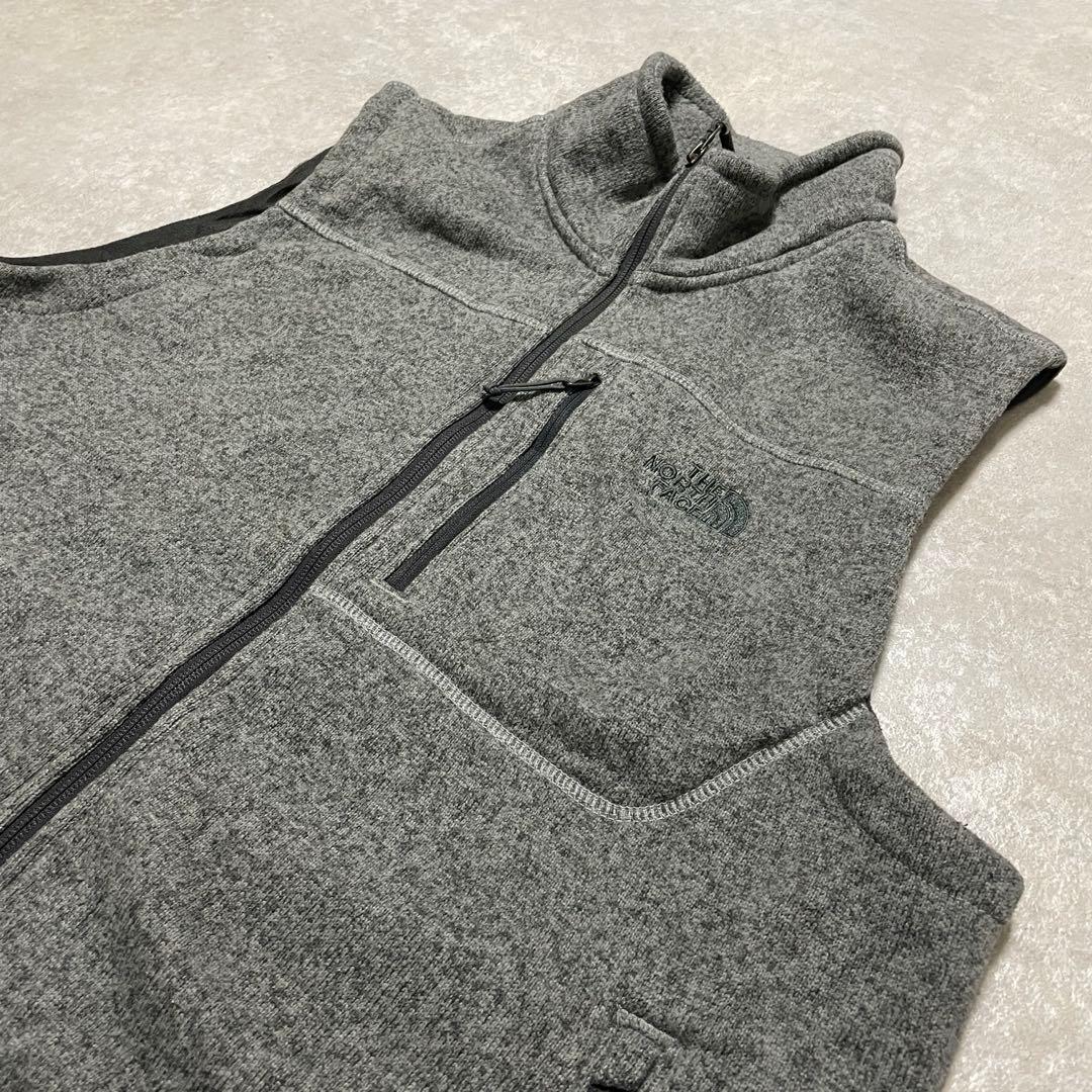 ノースフェイスニットフリースベスト 裏ボア刺繍ロゴ 杏グレーXL古着