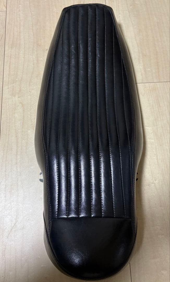 MOTOR ROCK SR400 薄型ベーツタイプTTシート