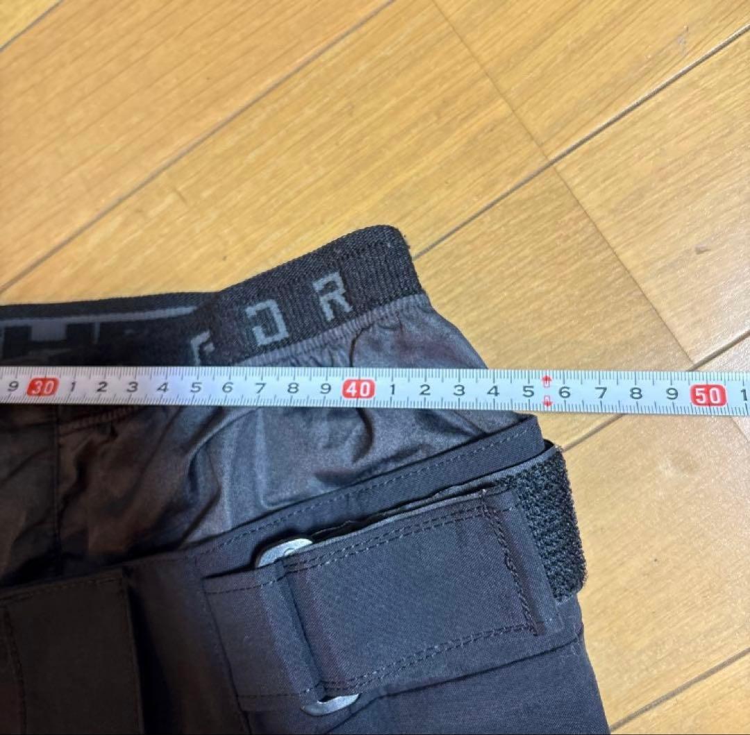 241 GORE-TEX ブラック スノーボードパンツ TWO FOR ONE