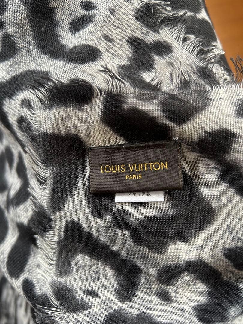 LOUIS VUITTON ショールストール